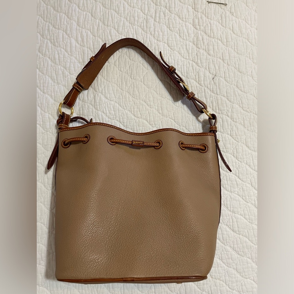 Dooney & Bourke All Weather Leather 3.0 Drawstring 25; Taupe, authentic